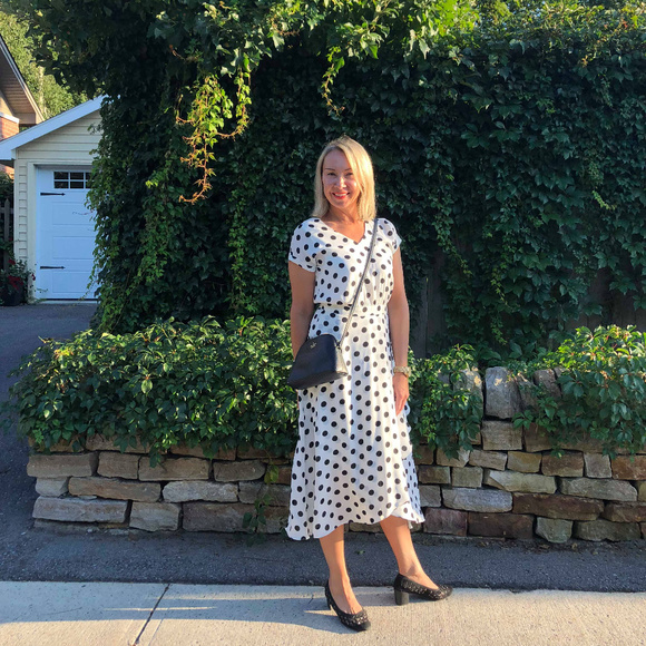 Meet your Posher, Simona - Picture 1 of 1